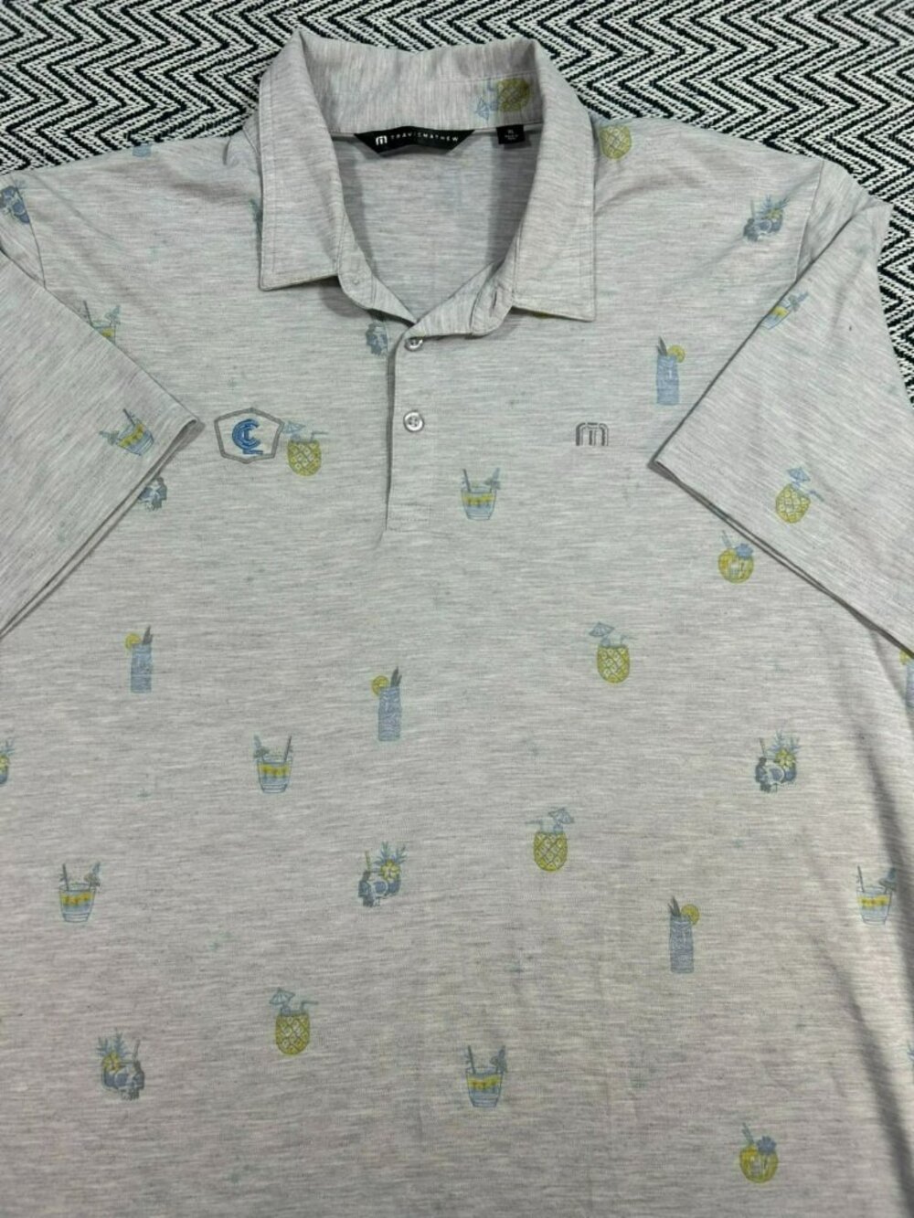 TravisMathew Men's XL Polo Shirt Gray Cocktail Drink Golf Travis Mathew Casual S